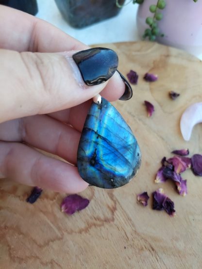 Pendentif labradorite lithothérapie pierres naturelles